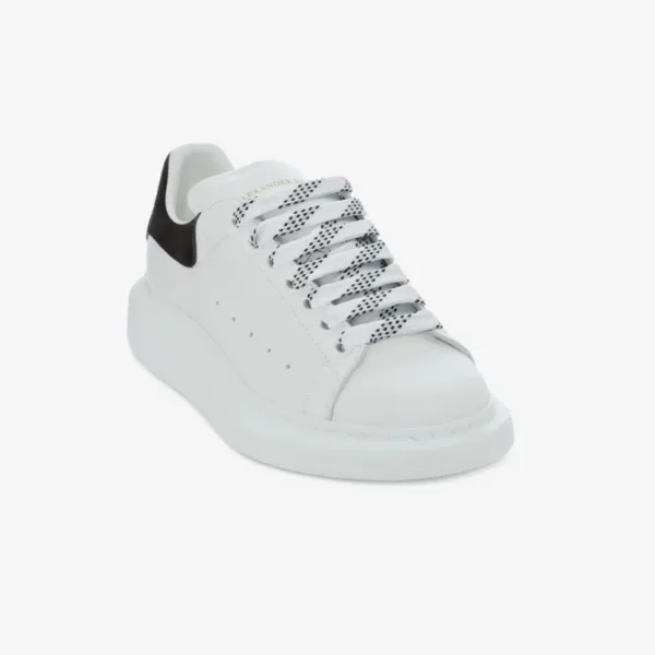 Alexander McQueen Oversized Sneaker Branco com Preto