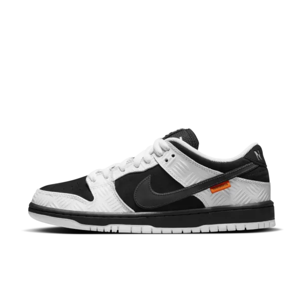 Nike SB x TIGHTBOOTH Dunk Low Pro Black and White Preto Branco Premium
