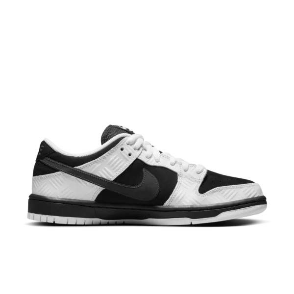 Nike SB x TIGHTBOOTH Dunk Low Pro Black and White Preto Branco Premium